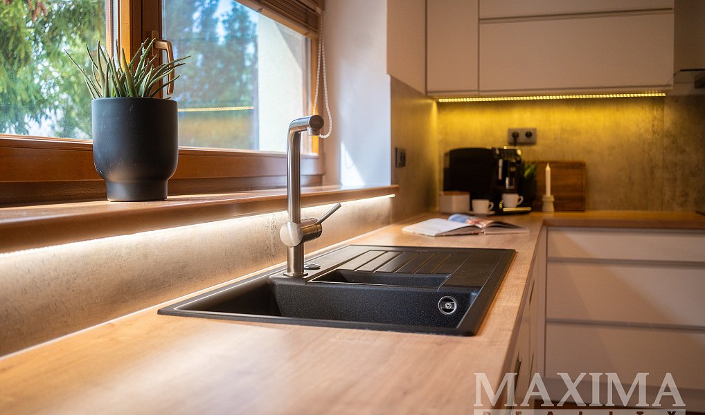 Prodej domu 400 m² s pozemkem 1 508 m², Praha – náhled fotky 8