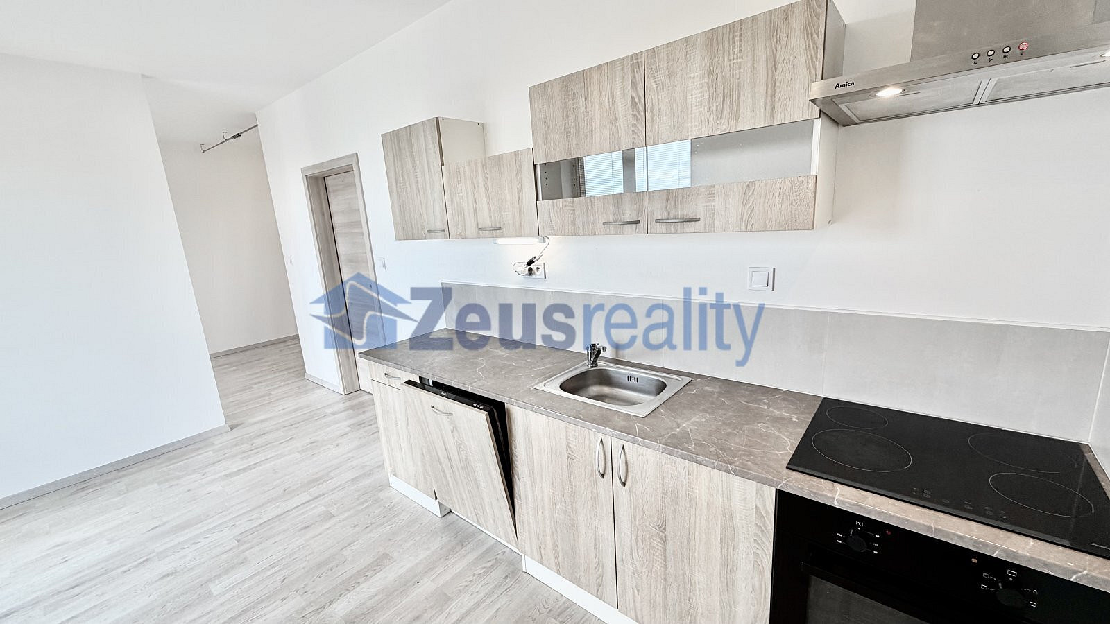Pronájem bytu 1+kk 46 m² — photo 4