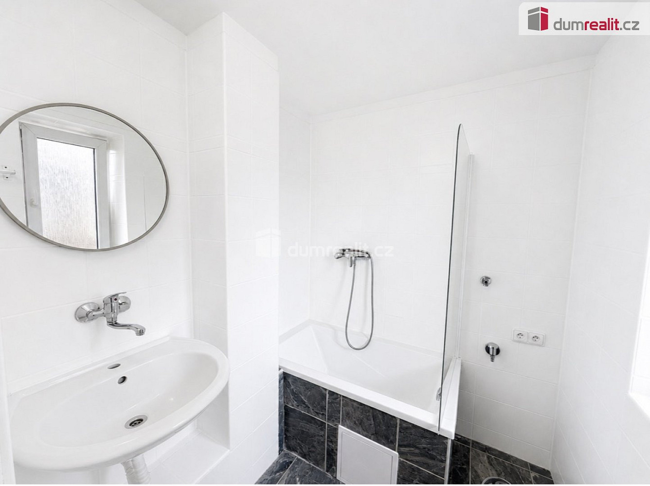 Pronájem bytu 2+1 54 m² – fotografie 3