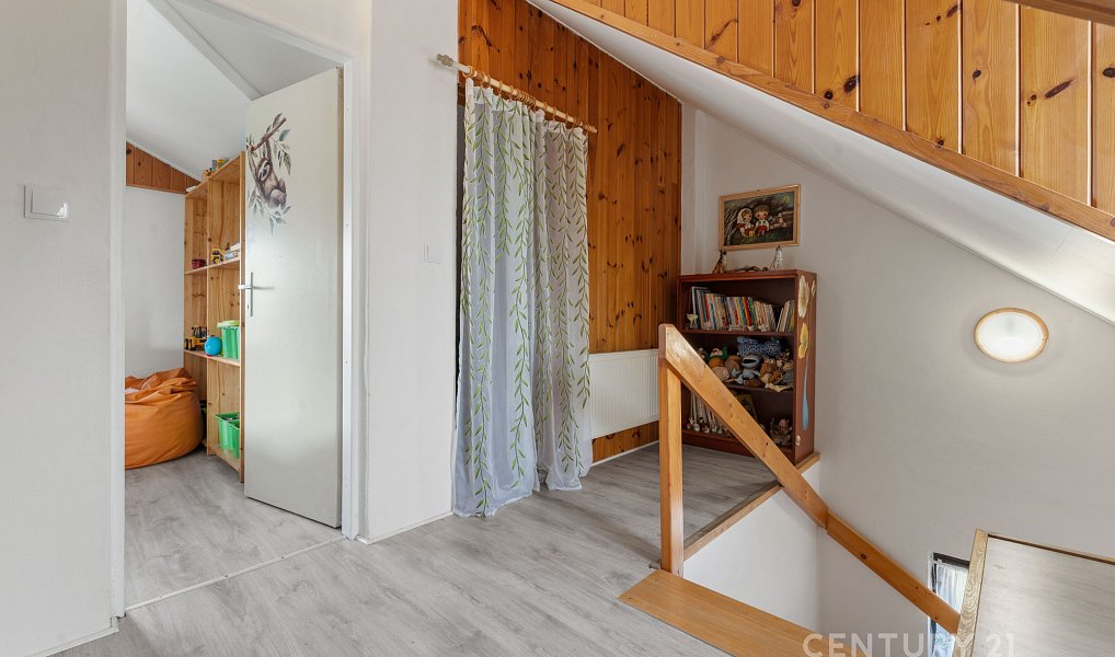 Prodej domu 180 m² s pozemkem 753 m², Trhová Kamenice – náhled fotky 16