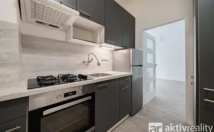 Pronájem bytu 2+1 41 m², Stupkova, Praha 7 - Holešovice