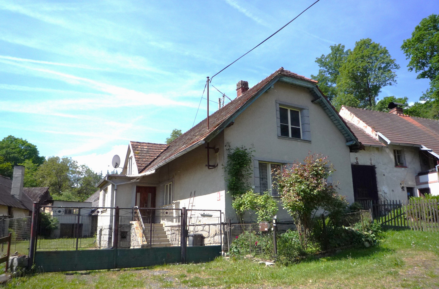 Prodej domu 90 m² s pozemkem 3 180 m²