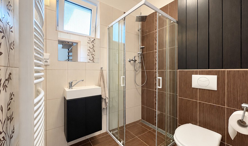 Prodej domu 143 m² s pozemkem 898 m², Svinčany – náhled fotky 11