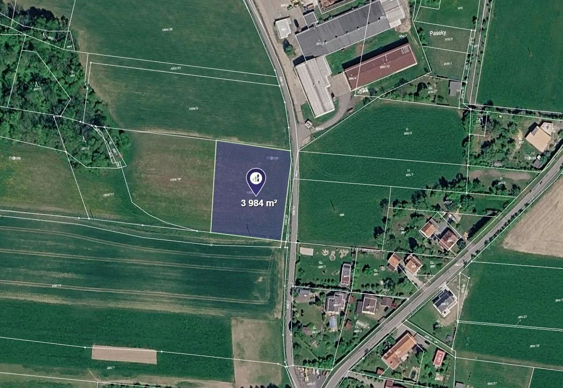 Prodej pole 872 m² rezervováno