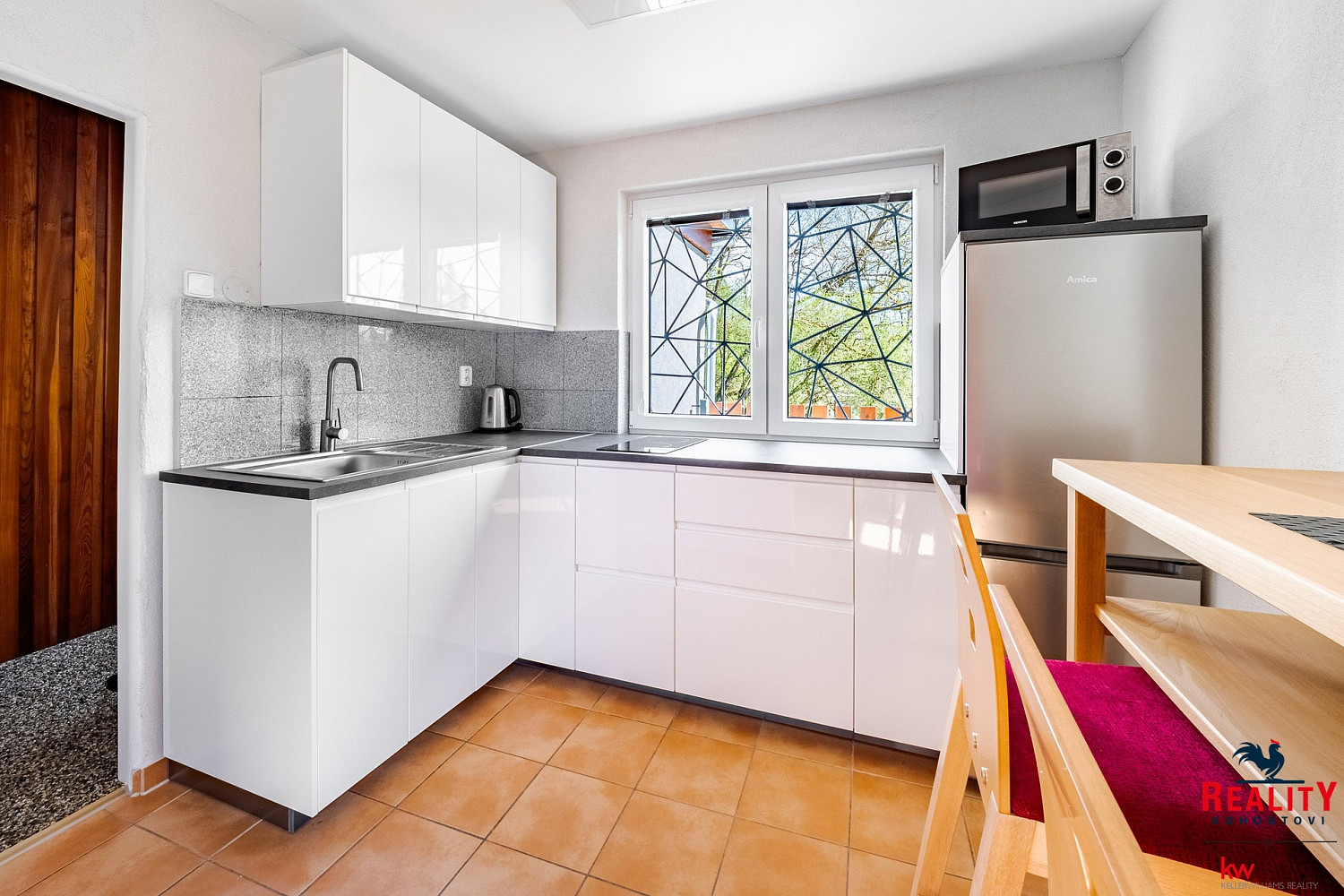 Prodej chaty/chalupy 62 m² s pozemkem 394 m² – fotografie 3