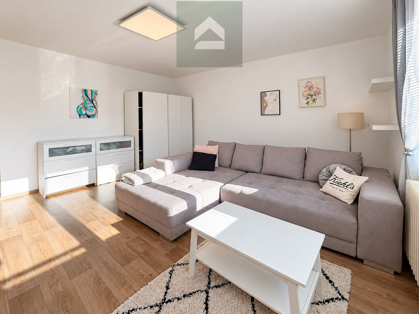 Pronájem bytu 2+1 78 m² – fotografie 4