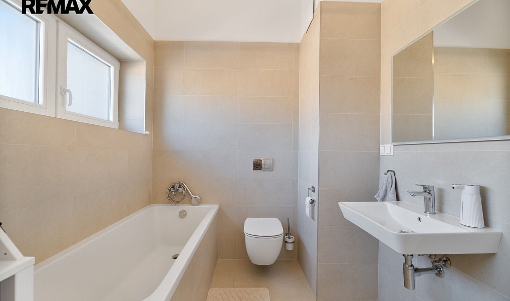 Prodej bytu 3+kk 109 m², Ostrava – náhled fotky 15