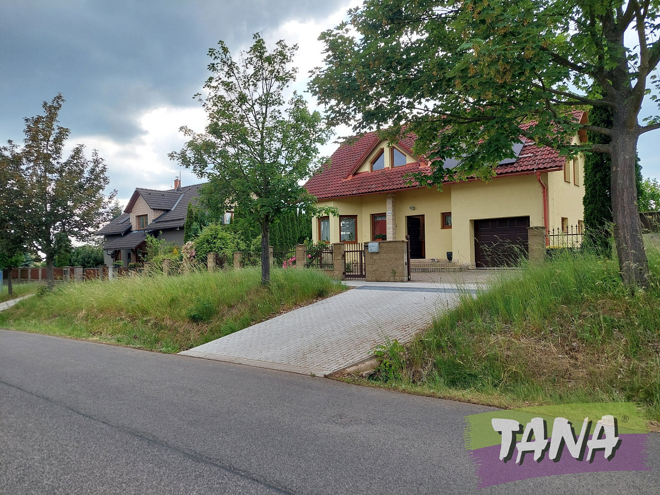 Prodej domu 138 m² s pozemkem 681 m² – fotografie 3