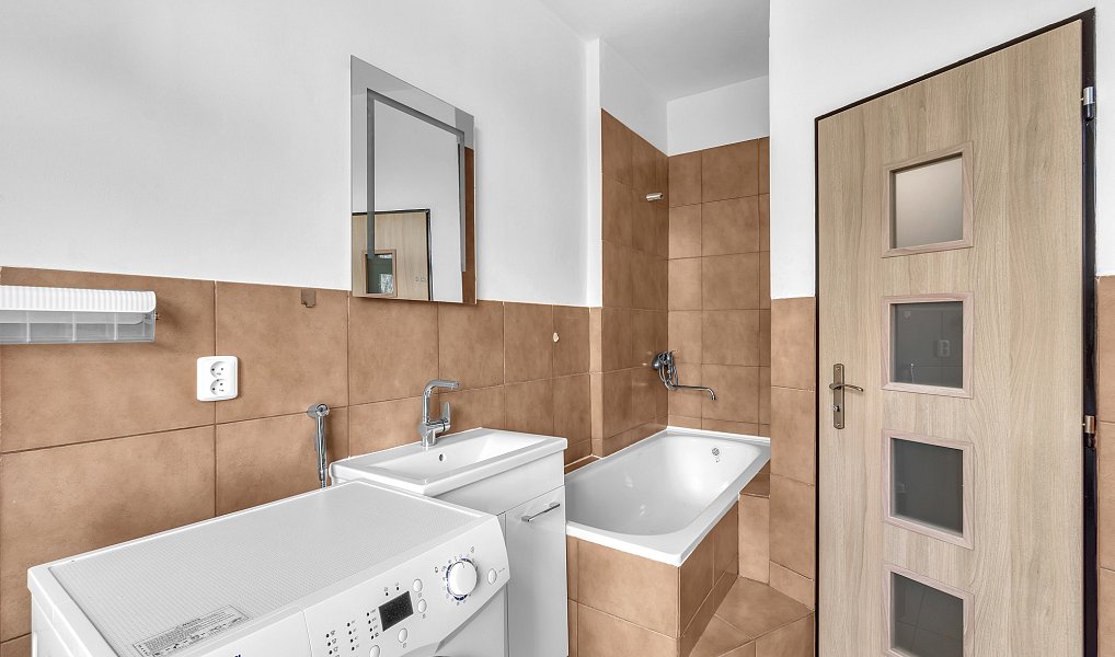 Pronájem bytu 1+kk 37 m², Trutnov – náhled fotky 9