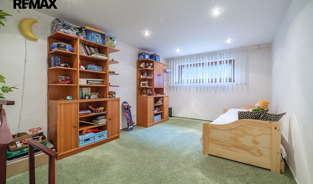 Prodej domu 205 m² s pozemkem 634 m², Smolnice – náhled fotky 15