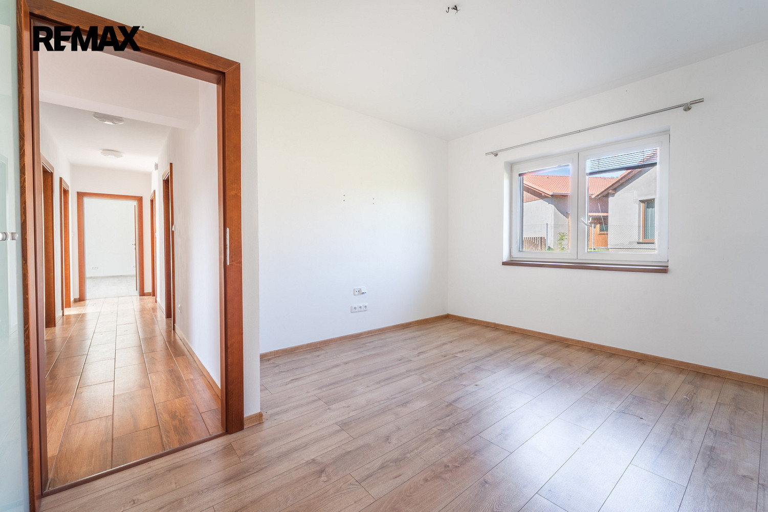 Prodej domu 220 m² s pozemkem 1 101 m² — photo 3