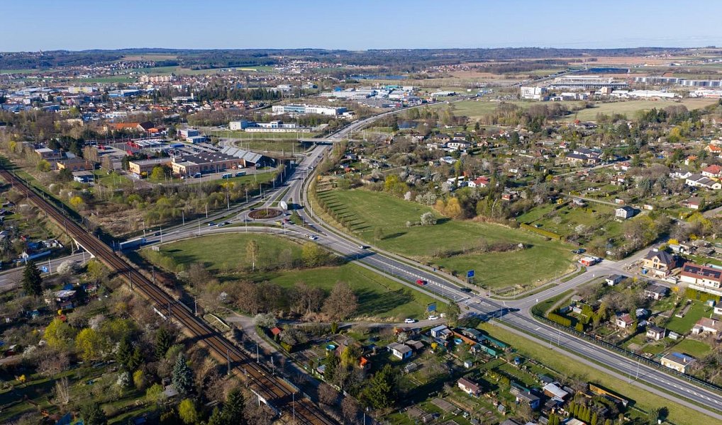 Prodej komerčního pozemku 33 320 m², České Budějovice – náhled fotky 4
