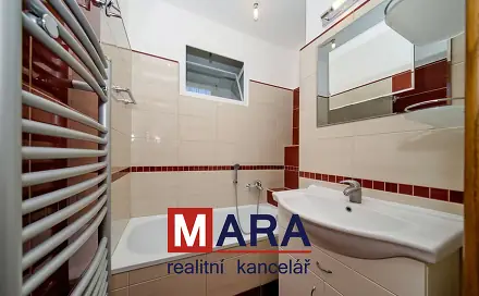 Prodej bytu 3+1 91 m², Bieblova, Olomouc - Povel