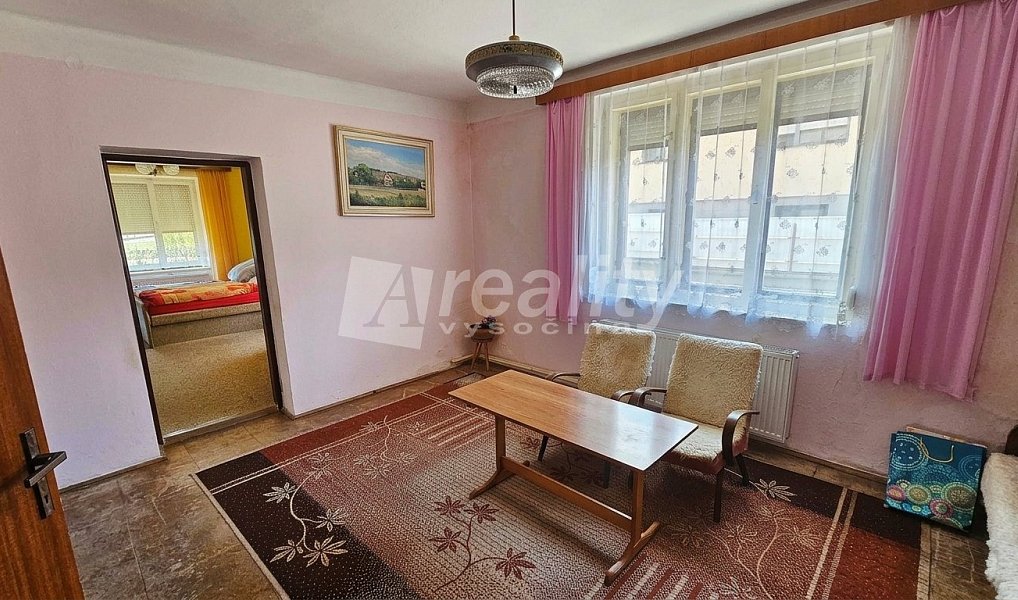 Prodej domu 310 m² s pozemkem 2 061 m², Kamenice – náhled fotky 11