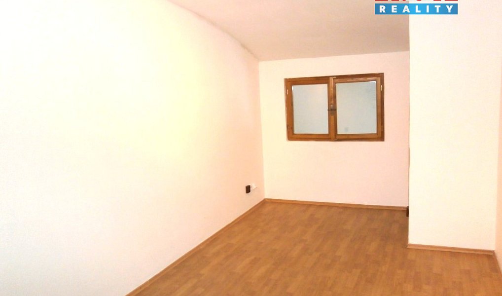 Prodej domu 218 m² s pozemkem 279 m², Lenešice – náhled fotky 20