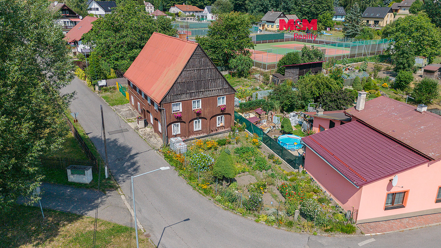 Prodej domu 180 m² s pozemkem 765 m²