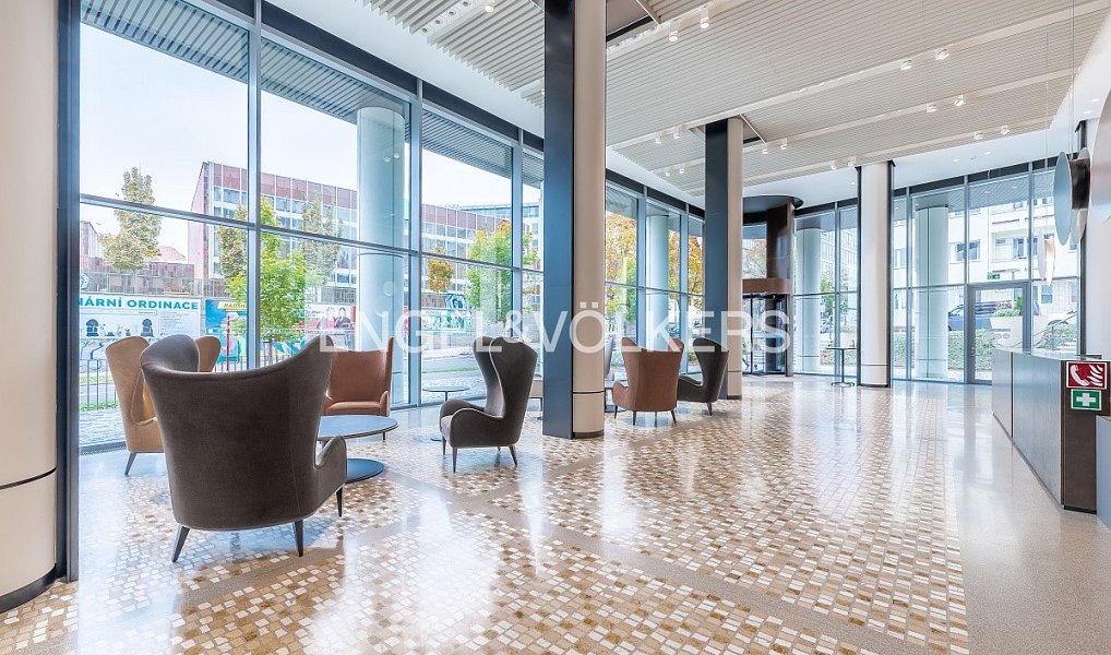 Pronájem kanceláře 208 m², Praha – náhled fotky 8