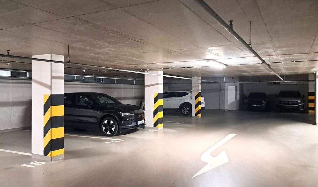 Prodej garážového stání 11m2. Ul. Petržílkova, Praha - Stodůlky, Praha – náhled fotky 3