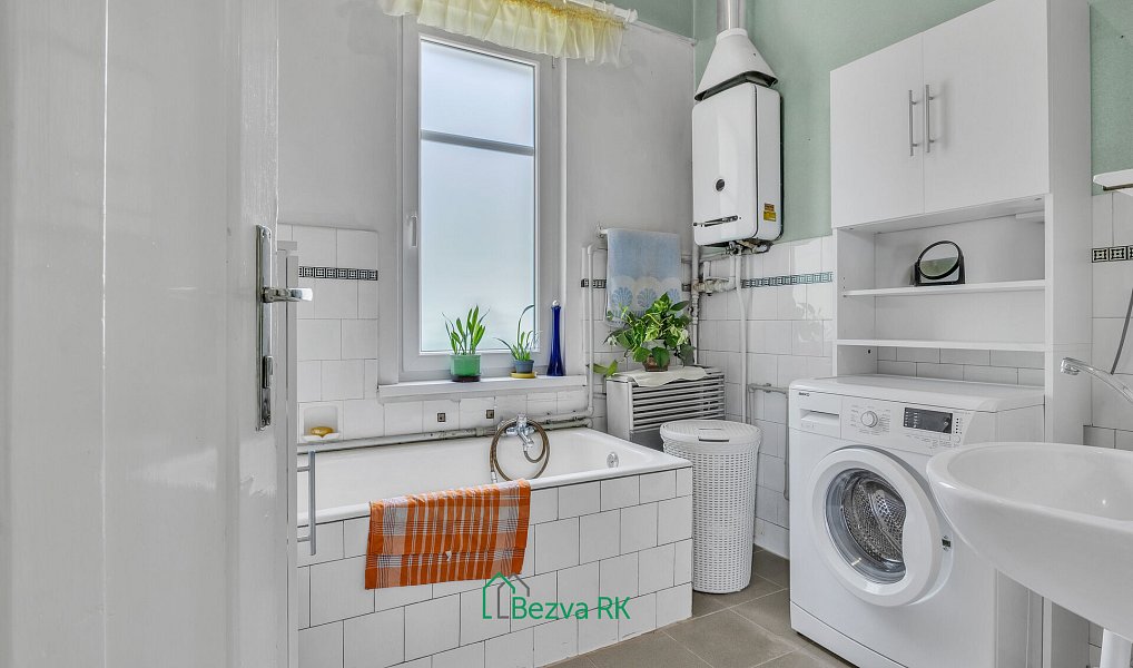 Prodej domu 140 m² s pozemkem 1 042 m², Beroun – náhled fotky 11