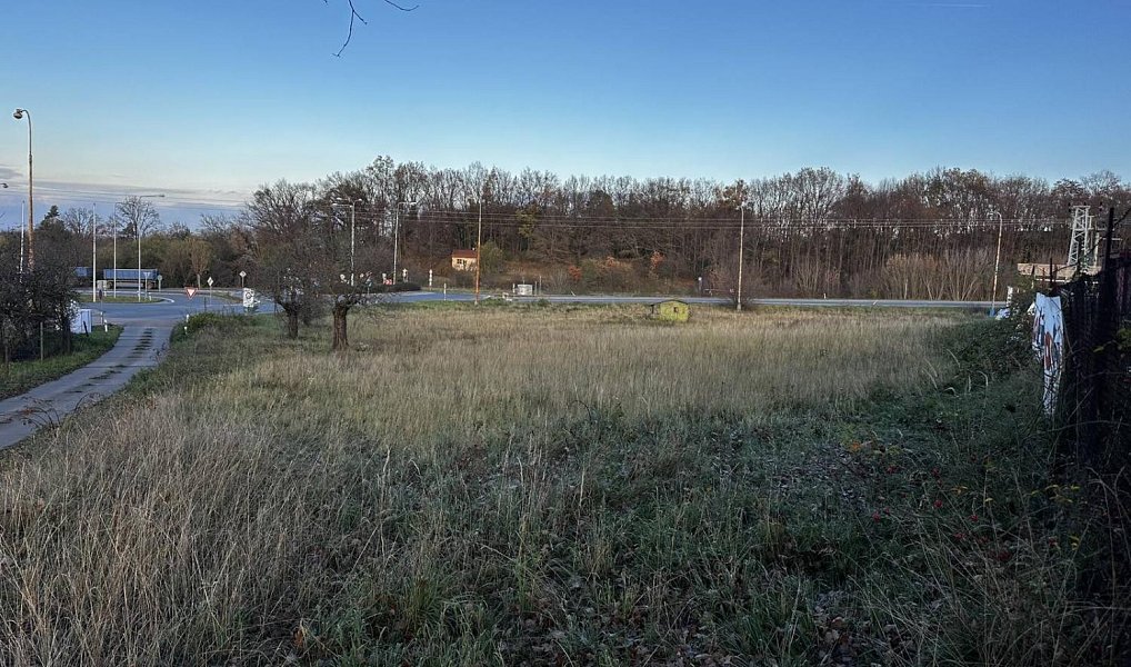 Prodej zahrady 4 381 m², Veltrusy – náhled fotky 5