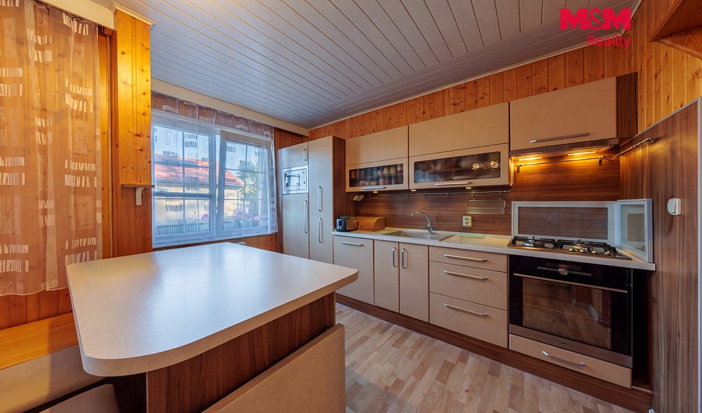 Prodej domu 158 m² s pozemkem 1 319 m², Teplá – náhled fotky 2