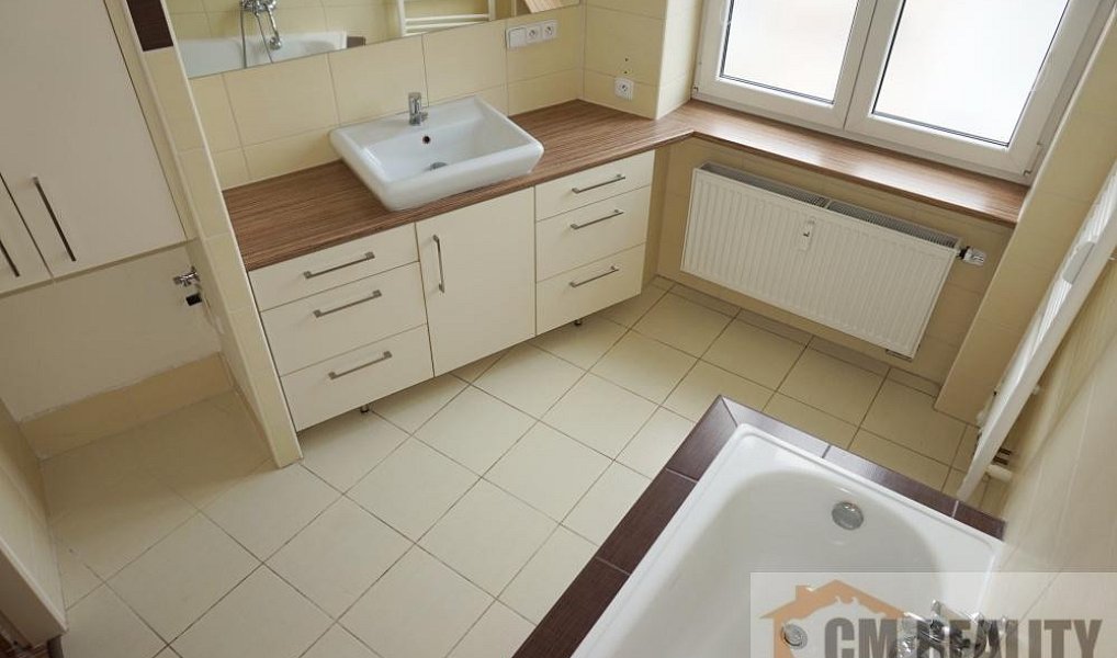 Pronájem bytu 2+1 71 m², Olomouc – náhled fotky 3