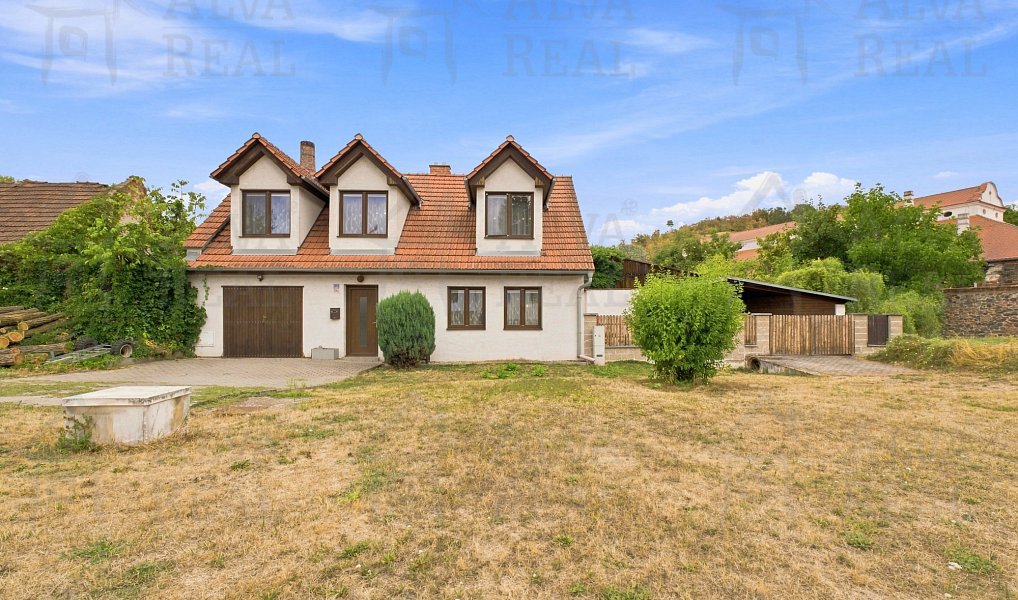 Prodej domu 141 m² s pozemkem 984 m², Dolní Kounice – náhled fotky 2