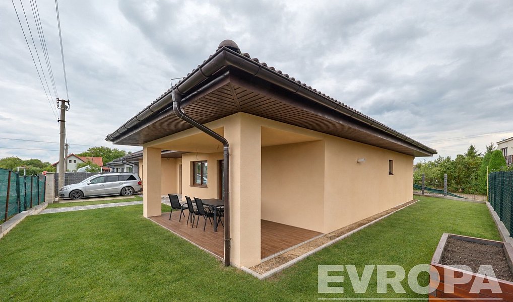 Prodej domu 227 m² s pozemkem 513 m², Sopřeč – náhled fotky 21