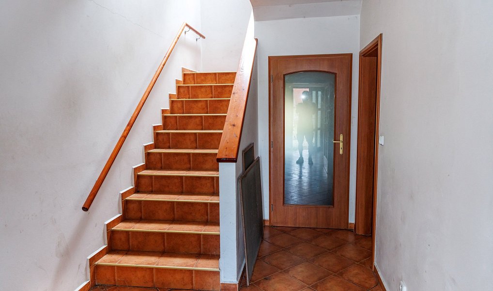 Prodej domu 206 m² s pozemkem 1 400 m², Cvrčovice – náhled fotky 19