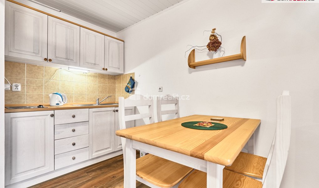 Prodej domu 570 m² s pozemkem 1 109 m², Chlum u Třeboně – náhled fotky 13