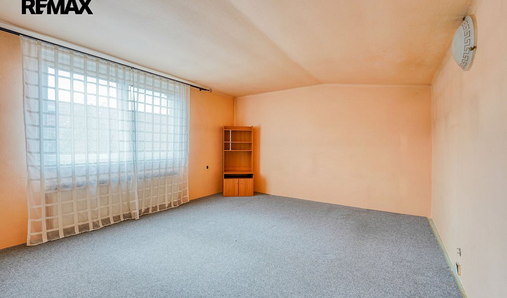 Prodej domu 437 m² s pozemkem 1 348 m², Vrčeň – náhled fotky 22