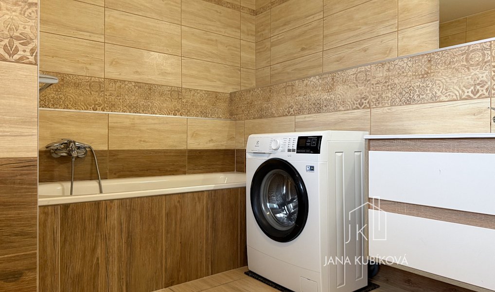 Prodej domu 336 m² s pozemkem 1 199 m², Kyjov – náhled fotky 44