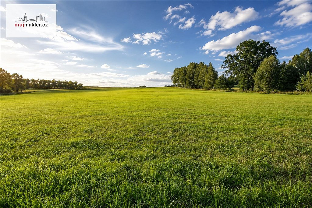 Prodej stavebního pozemku 2 845 m² – pohled 2