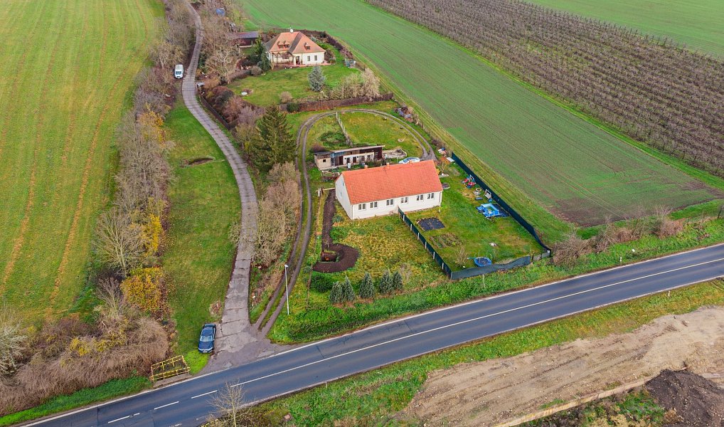 Prodej stavebního pozemku 838 m², Slaný – náhled fotky 6