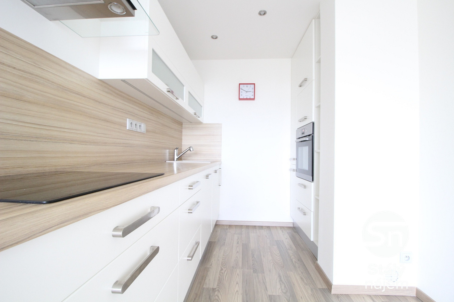 Pronájem bytu 3+kk 58 m² – fotografie 2