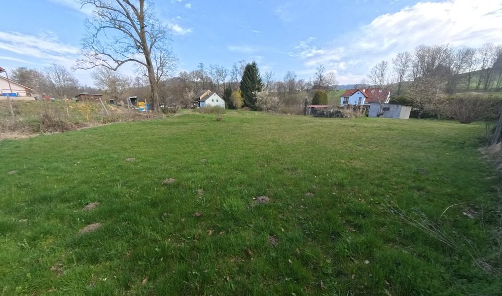 Prodej stavebního pozemku 1 561 m², Veselé – náhled fotky 6