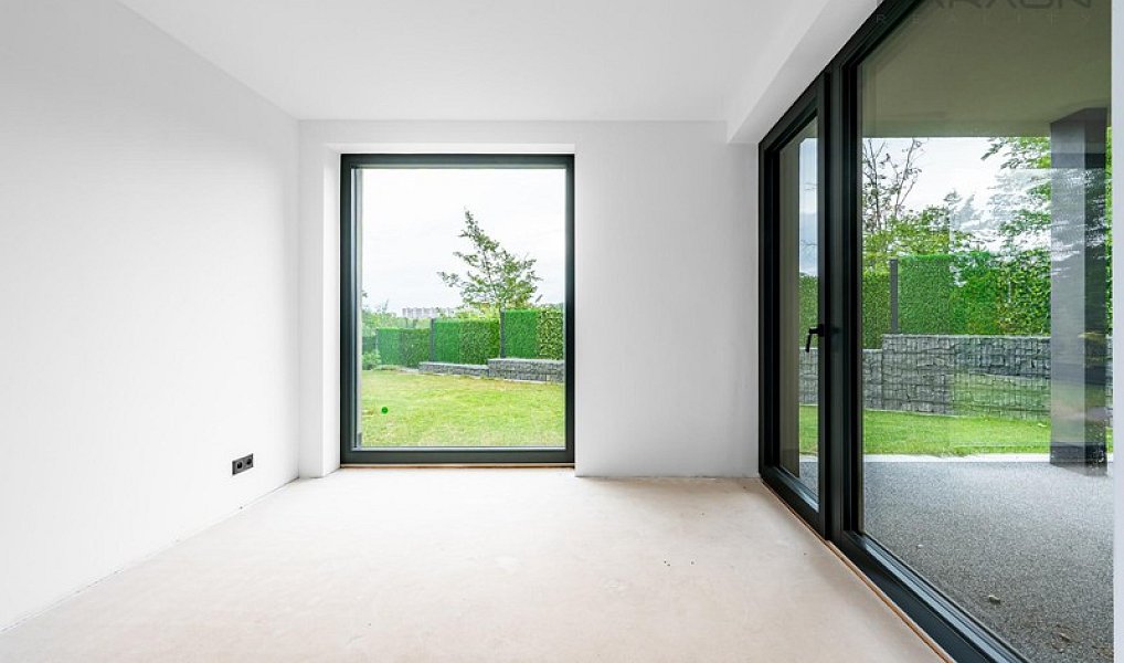 Prodej domu 305 m² s pozemkem 362 m², Praha – náhled fotky 20