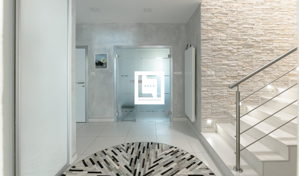 Prodej domu 326 m² s pozemkem 1 100 m², Olomouc – náhled fotky 10