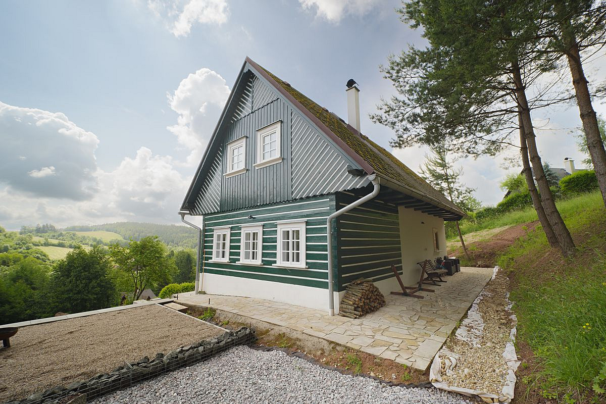 Prodej chalupy 118 m² s pozemkem 1 242 m² – fotografie 2