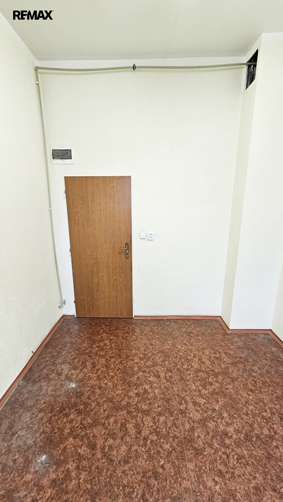 Pronájem kanceláře 18 m² – fotografie 4