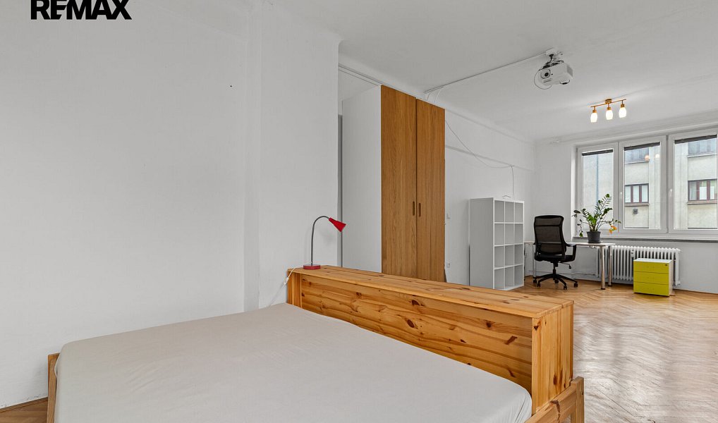 Prodej bytu 1+1 45 m², Praha – náhled fotky 5
