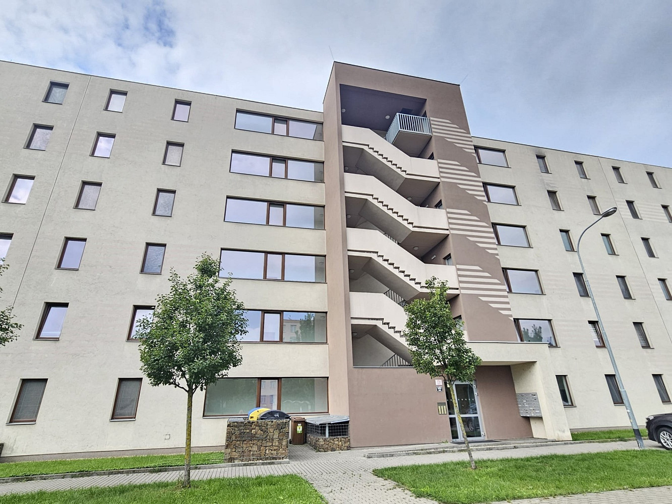 Pronájem bytu 2+kk 59 m² – fotografie 3