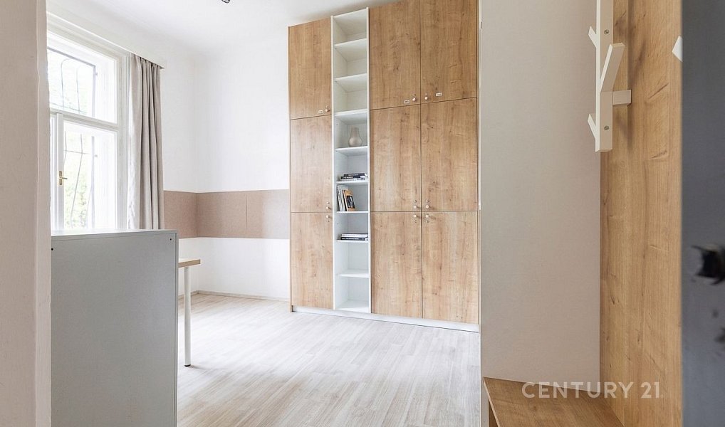 Prodej domu 260 m² s pozemkem 687 m², Praha – náhled fotky 12