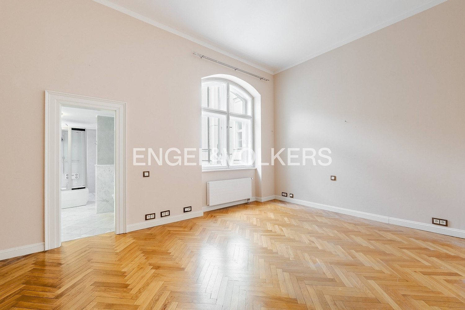 Pronájem bytu 6+kk 210 m² – fotografie 4