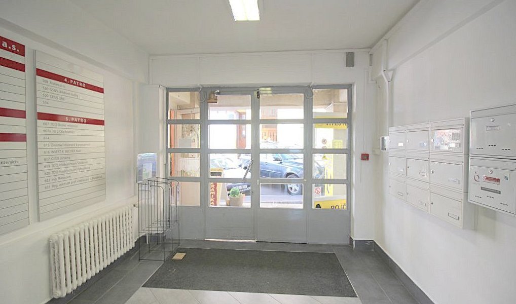 Pronájem kanceláře 612 m², Karlovy Vary – náhled fotky 5