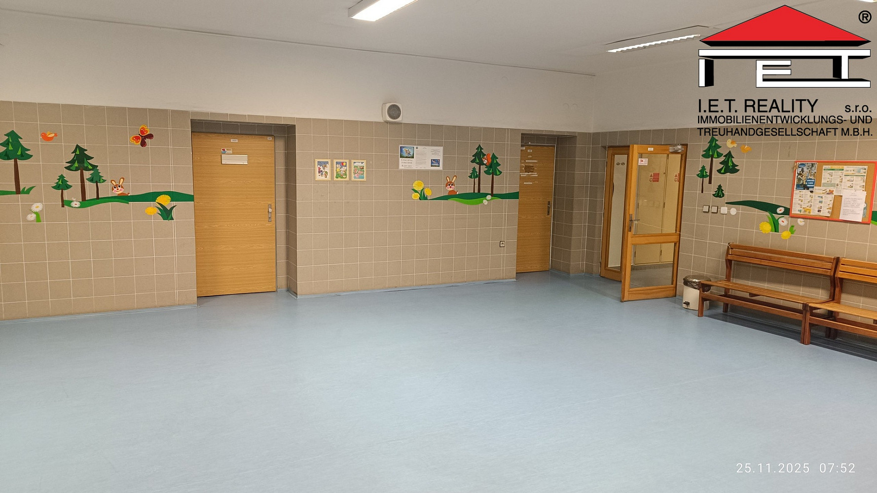 Pronájem komerčního objektu (jiného typu) 42 m² – fotografie 4