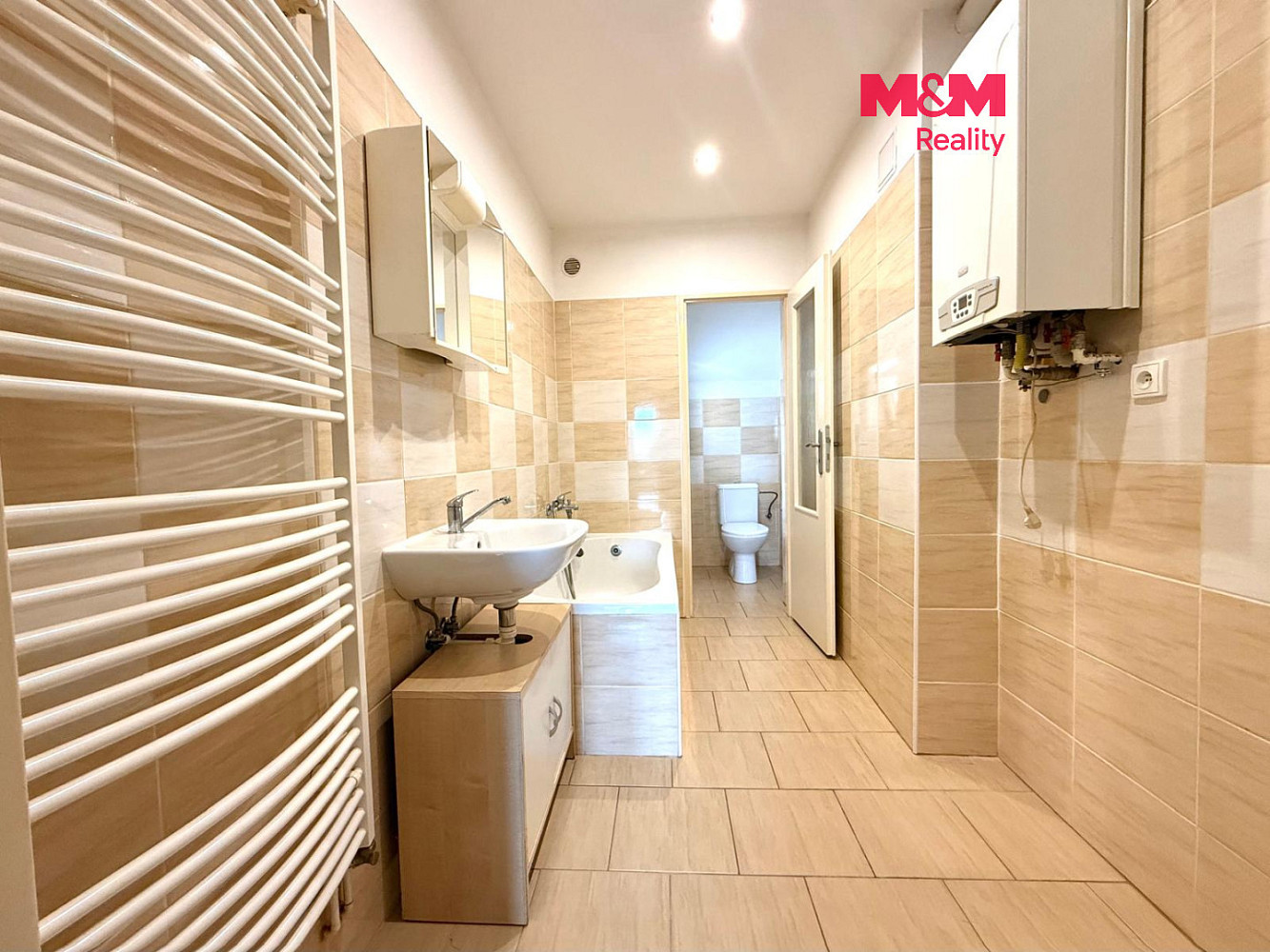 Pronájem bytu 1+1 38 m²