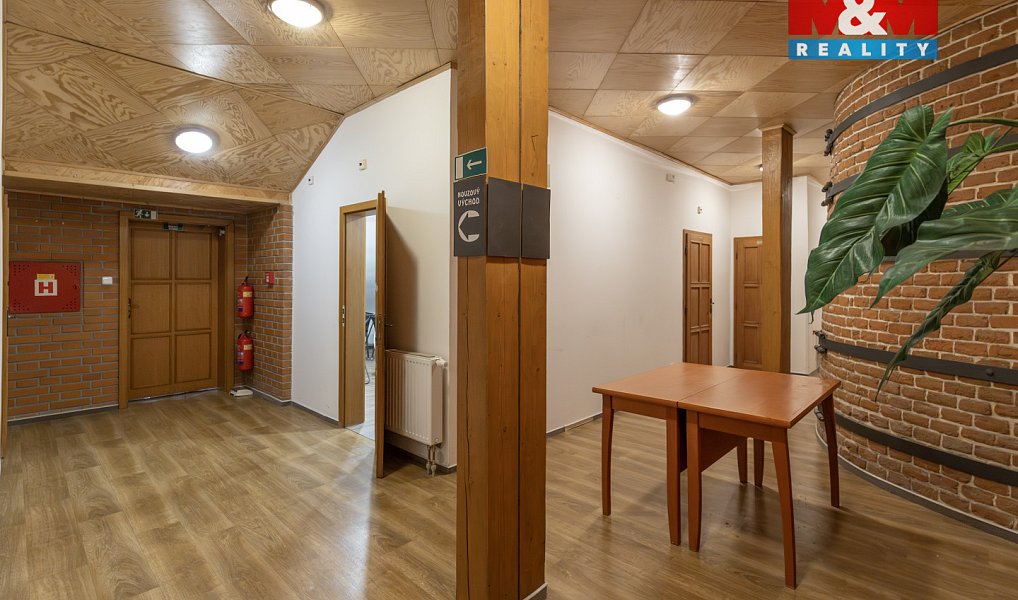 Prodej restaurace 2 100 m², Černotín – náhled fotky 11