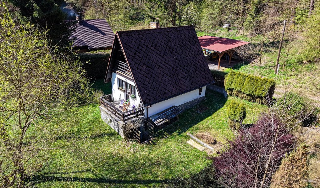 Prodej chaty/chalupy 96 m² s pozemkem 376 m², Římov – náhled fotky 12