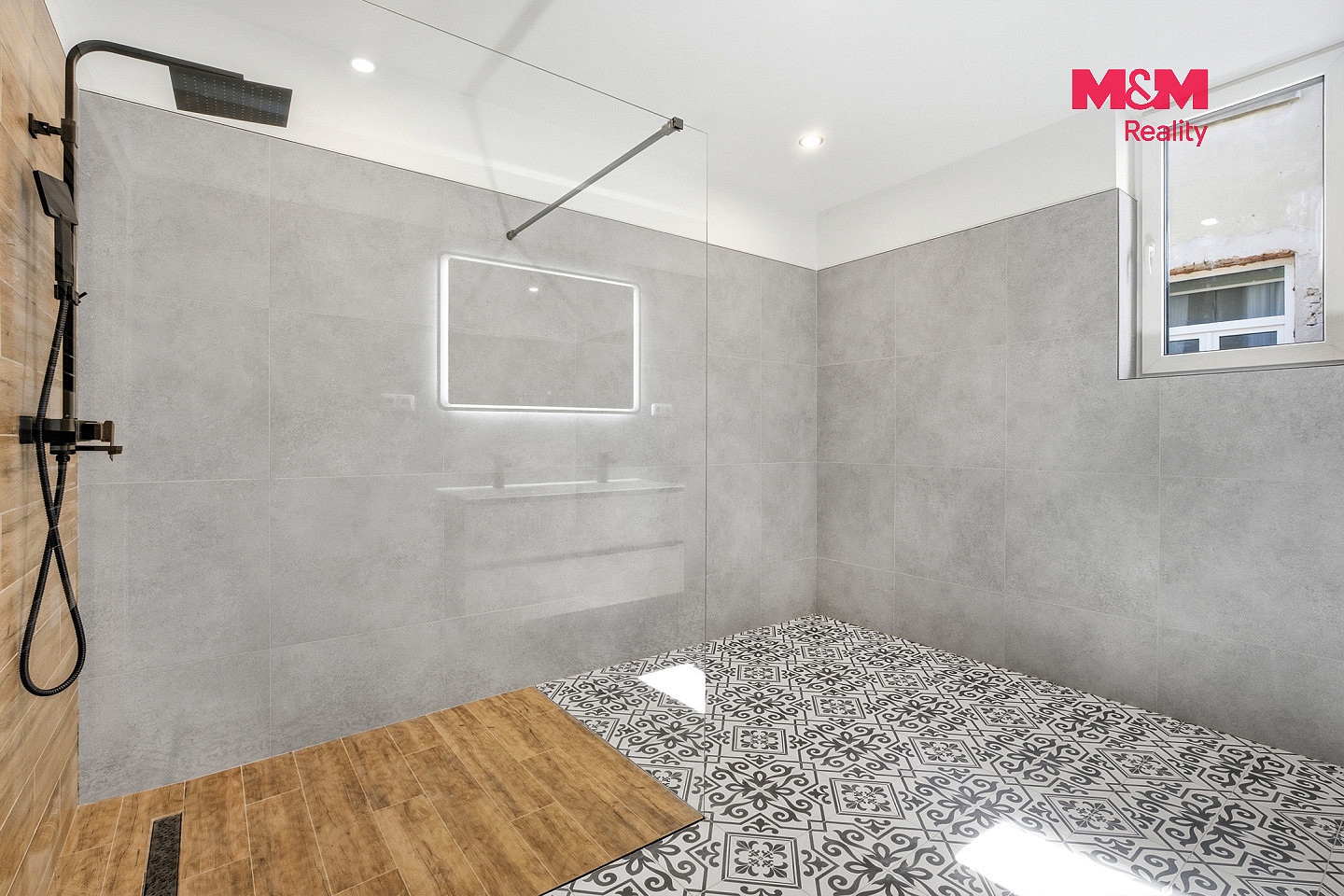 Prodej domu 313 m² s pozemkem 457 m² – fotografie 2
